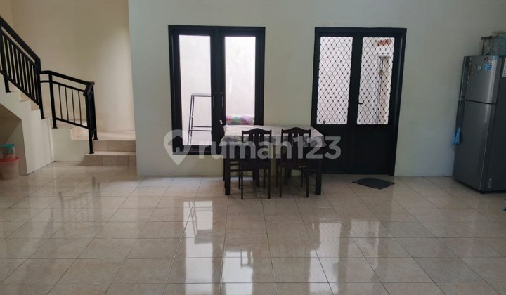 FOR SALE KOALA REGENCY HOUSE - SEMI FURNISHED 2