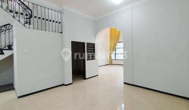 Dijual Rumah 2 Lantai Pusat Kota Ngagel Wasana 2