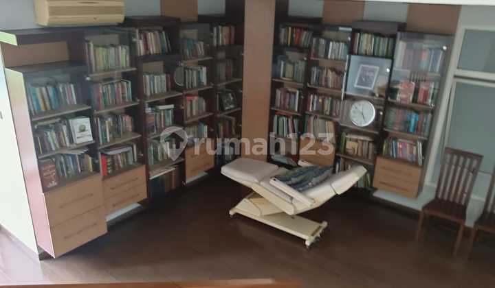 Dijual Rumah Mewah Full Furnished di Taman Telaga Golf Bsd 2