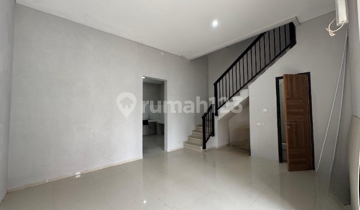 Rumah Baru Kopo Harmonis 3 Lantai Bagus 2