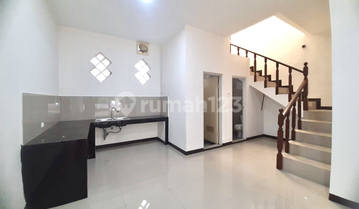 Rumah Full Renov di Tki 2