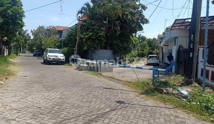 Affordable House in Sidoarjo City, Near the Toll Road and Suncity Mall