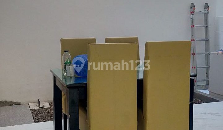 Beautiful House Taman Pinang Sidoarjo 2