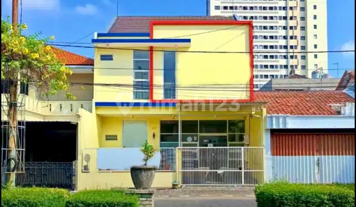 Rumah 2 Lantai Babatan Pratama, Surabaya 