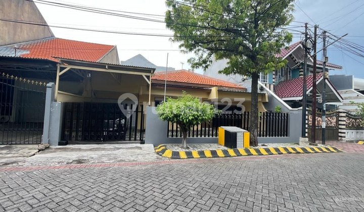 Gayung Sari Contract House, Near the Great National Mosque, Cito and Waru Toll Road