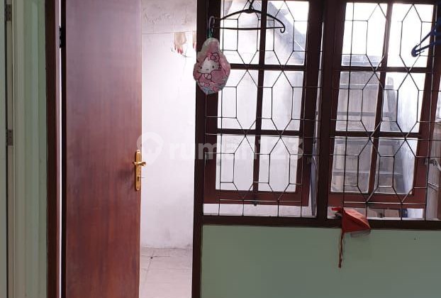 2-Story House for Rent on Raya Babatan Pratama, SHM, Near Citraland, Ptc 2