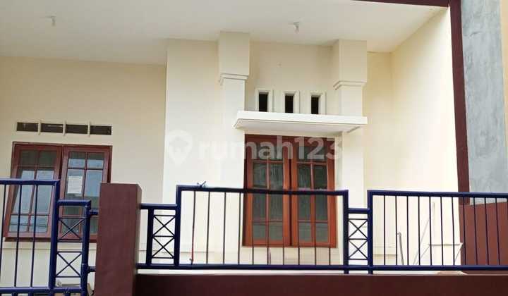 Disewakan Rumah Siap Huni Puri Asri Pakuwon City Surabaya Disewakan Rumah Siap Huni Puri Asri Pakuwon City Surabaya