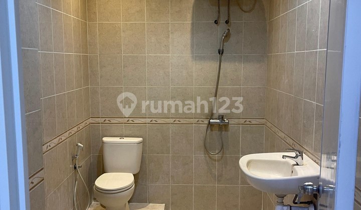 Dijual Cepat Rumah Baru dengan Harga Murah, Puri Asri Pakuwon City Surabaya 2