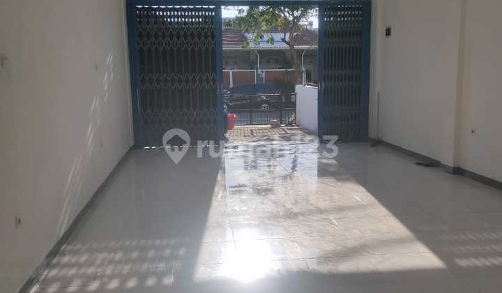 For Rent, Ready-to-Occupy Shop House in Wonorejo, Surabaya 2