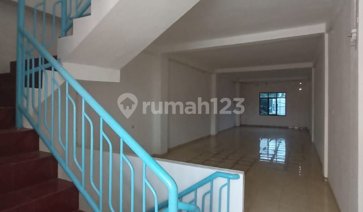 Shop House on Jl. Cendrawasih Near Tunjungan Plaza Surabaya 2