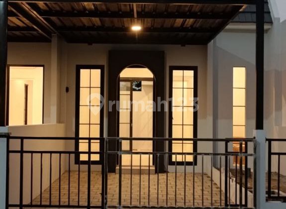 New House Ready to Occupied, D'naila Park Menganti Surabaya New House Ready to Occupied, D'naila Park Menganti Surabaya