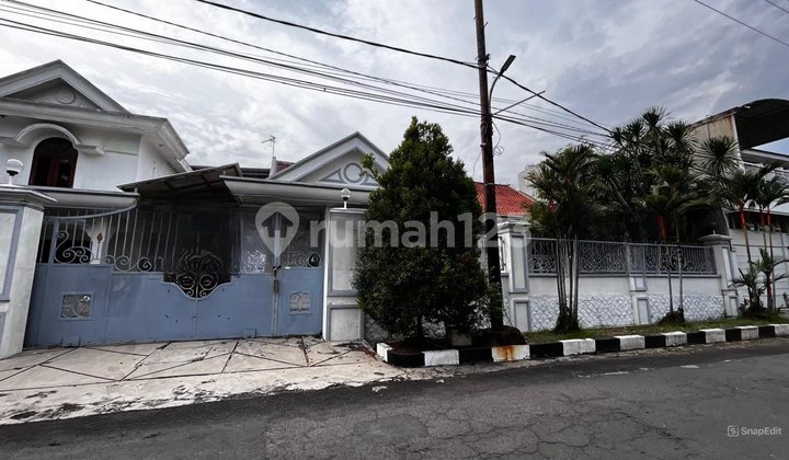 Rumah di Jemur Andayani, Surabaya 2