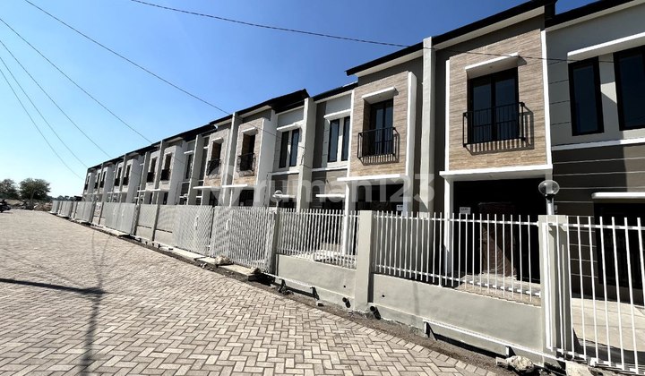 Rumah Baru The Oso, Dekat Merr dan Juanda