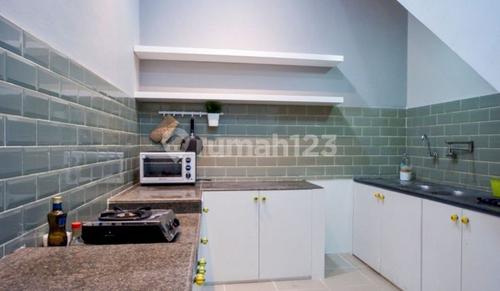 Aesthetic Ready-to-Live House in Margorejo Indah Near Royal Plaza, Toll Road, and Jl. A. Yani 2