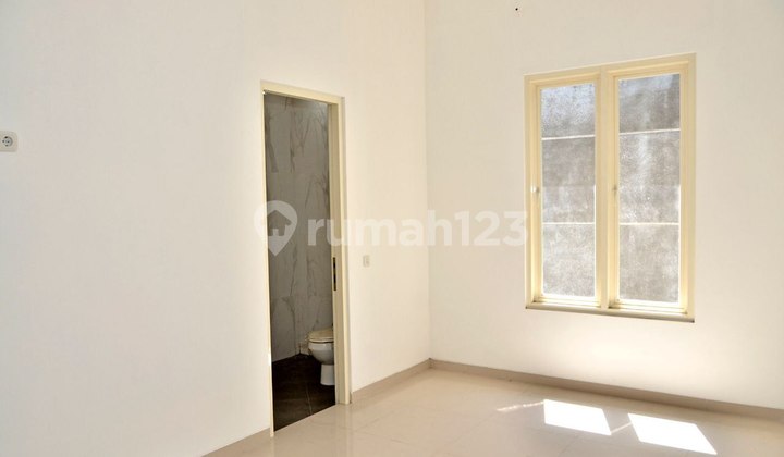 Rumah Gayung Sari Barat,dekat Tol Dan Masjid Agung Surabaya 2