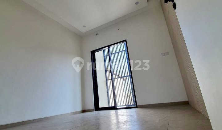 Rumah Kedung Baruk, Dekat Merr Surabaya 2