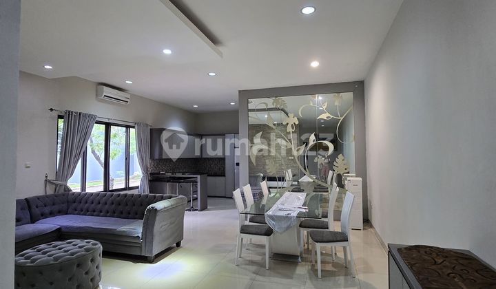Rumah Baru 3 Lantai dan Mewah di Lippo Karawaci - Harga Fantastic Rumah Baru 3 Lantai dan Mewah di Lippo Karawaci - Harga Fantastic