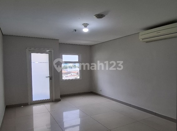 Disewa Madison Park Studio Unfurnished