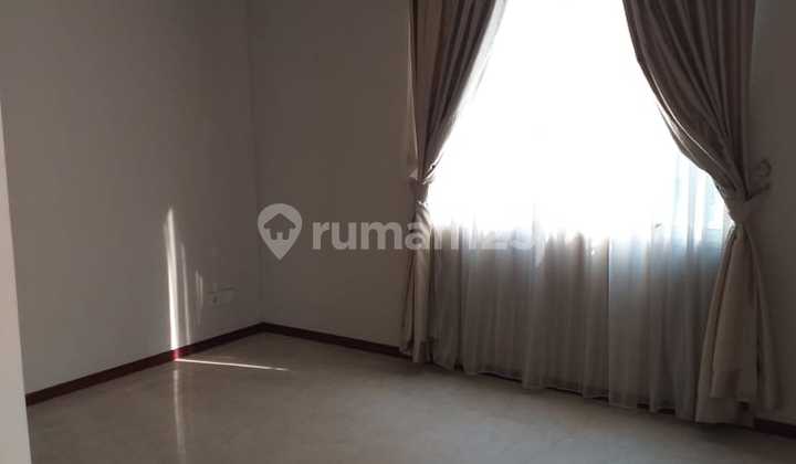 For Rent: Royal Mediterania Garden Residence Apartment 3+1 Bedroom 2