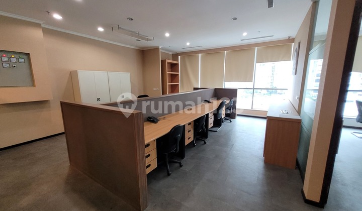 Disewakan Unit Office Apl Tower Jakarta Barat