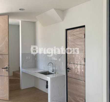 Rumah Bagus Siap Huni di Cendana Cove, Belum Pernah Ditinggal, Lokasi Strategis di Kawasan Karawaci 2