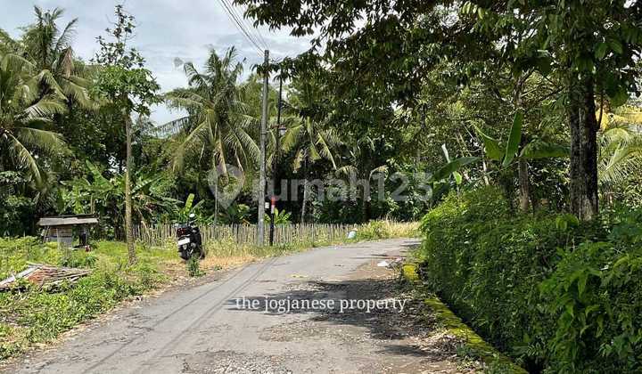 Land for Sale near Bias Elementary School, Jalan Kaliurang Km 10, Sleman