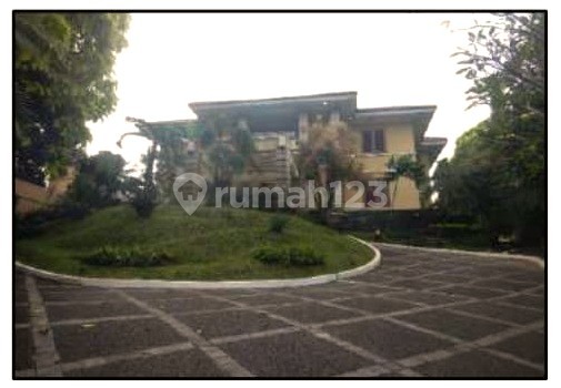House in DPRD Lebak Bulus Plot with Easy Access to South Jakarta City Center House in DPRD Lebak Bulus Plot with Easy Access to South Jakarta City Center