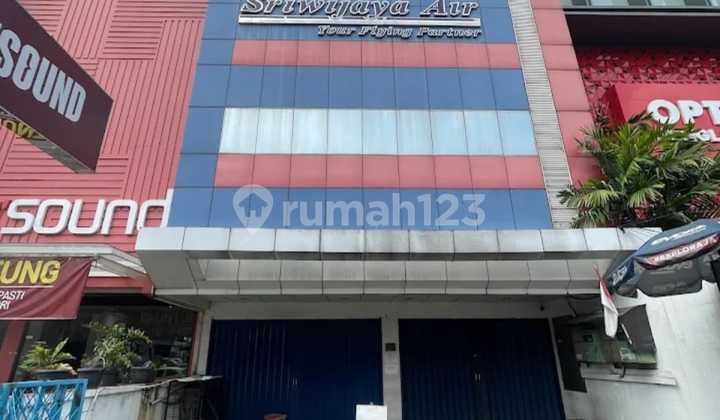 Gedung Kantor 4 Lantai Melawai Raya - Lokasi Super Strategis"