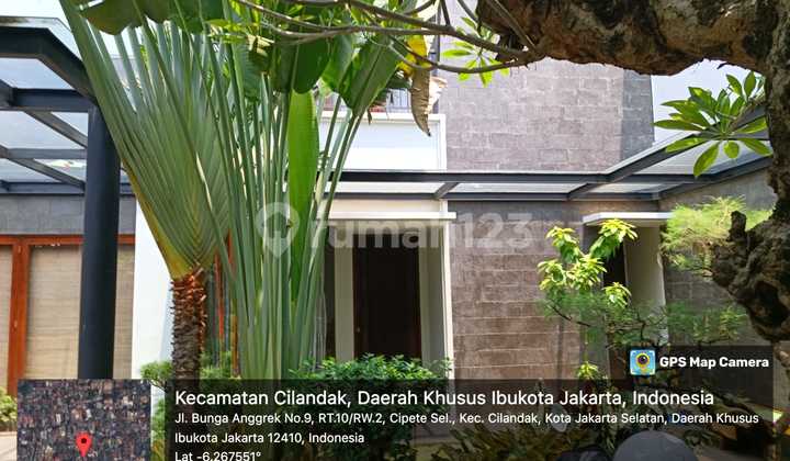 DIJUAL RUMAH DI CIPETE SELATAN HANYA JALAN KAKI KE MRT CIPETE RAYA 2