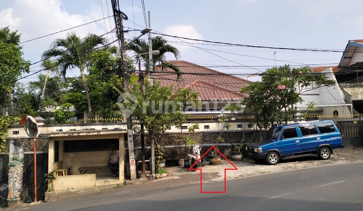 Hanya 10 Menit ke Cbd! Rumah Strategis Gudang Peluru Selatan, Tebet" 2