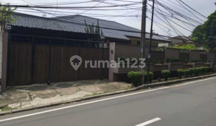 Rumah Mewah di Jl. Adiyaksa Raya , Lebakbulus Rumah Mewah di Jl. Adiyaksa Raya , Lebakbulus