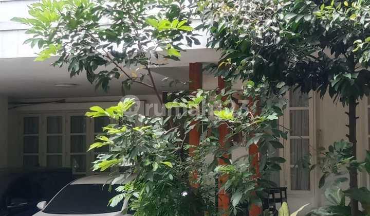 Luxury Hook Residence at Bukit Cimanggu Villa Residence, Bogor 2