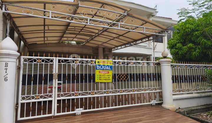 House in a 2000s Era Location, Strategically Located in East Jakarta's Government Center. 2