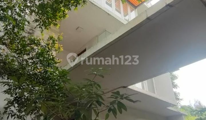 Dijual: Hunian Eksklusif di Jantung Kota Jakarta Utara - Springhill Golf Residence 2