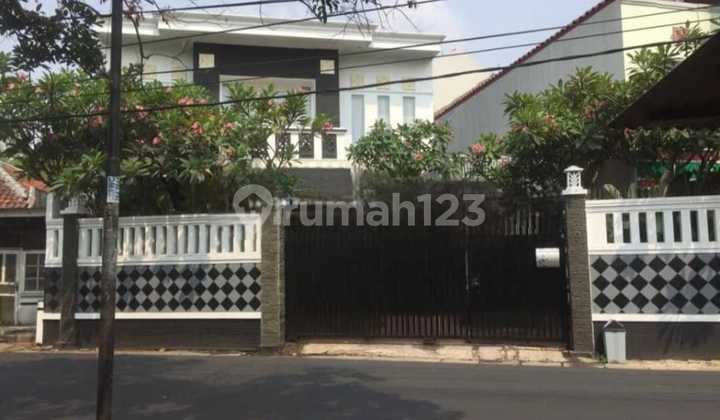 Siap Huni ! Rumah Nyaman di Lingkungan Hijau Jagakarsa , Akses Cepat ke Toll