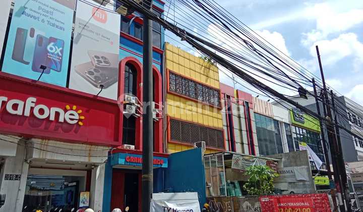 "Exclusive Shop House for Sale on Jl. Rs Fatmawati Raya" 2