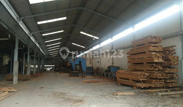 Ready-to-Use Cheap Warehouse in Kebomas Gresik Fer.ya008 Ready-to-Use Cheap Warehouse in Kebomas Gresik Fer.ya008
