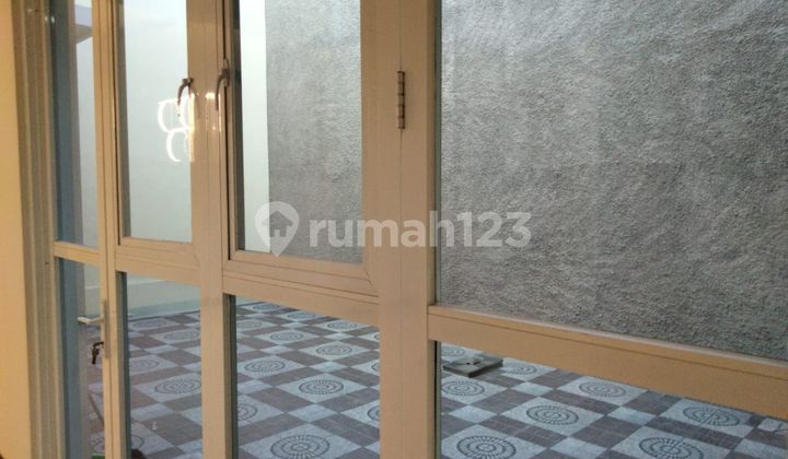 Rumah Murah Siap Huni di Gayungsari Fer.b049 2