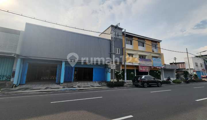 Affordable Ready-to-Use Shop House in Wonokromo, Surabaya, Fer.b129 Affordable Ready-to-Use Shop House in Wonokromo, Surabaya, Fer.b129