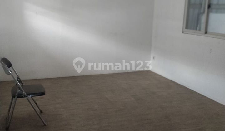 Ready-to-Use Warehouse in Tropodo Waru Cheap Fer.a042 Ready-to-Use Warehouse in Tropodo Waru Cheap Fer.a042