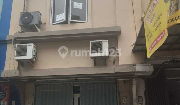 Disewa/ Dijual Ruko 3 Lantai di Kota Wisata Cibubur Disewa/ Dijual Ruko 3 Lantai di Kota Wisata Cibubur