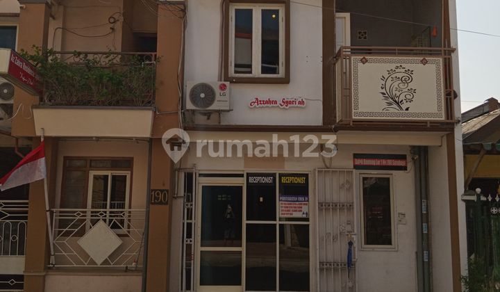 DIJUAL KOST 3 LANTAI