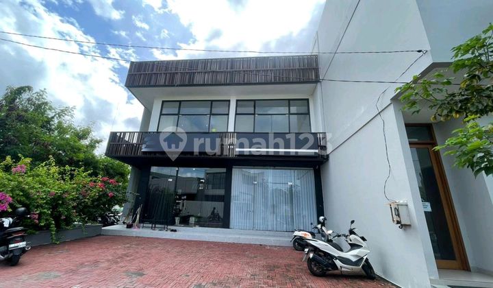 Ruko Estetik Kayu Tulang 2Lt