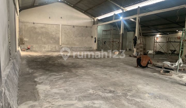 For Rent Strategic Warehouse + Office | 5 Are Land Area | Spacious Parking