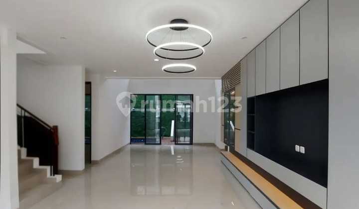 Dijual Rumah Modern dengan Private Pool di Bintaro Sektor 9 2
