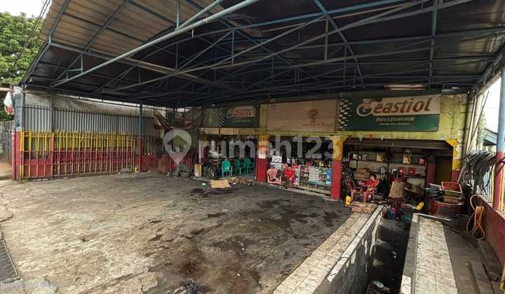 Dijual Tempat Usaha Bengkel dan Rumah di Sawangan, Depok