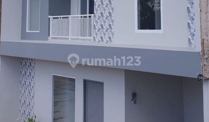 Dijual Murah Rumah 2 Lantai di Sekitar Graha Raya Bintaro, Tangerang Selatan. 2