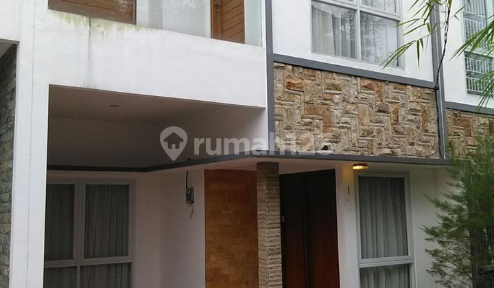 Rumah Jagakarsa 3 BR, 2 Lantai, SHM, Bagus