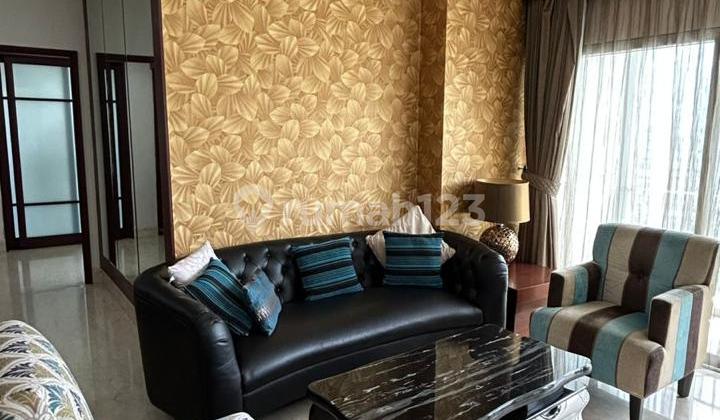 Apartment Capital Residence 3 BR Bagus Furnished