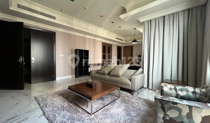 Apartemen Botanica Residence 2 BR, Strata, Bagus
